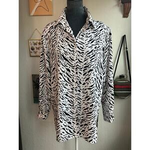 90s Liz Baker- Snow Leopard- Silky Blouse- oversized Med- Shoulder Pads academia